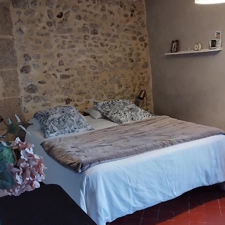 Alheuredusud Bed & Breakfast Violes Exterior photo