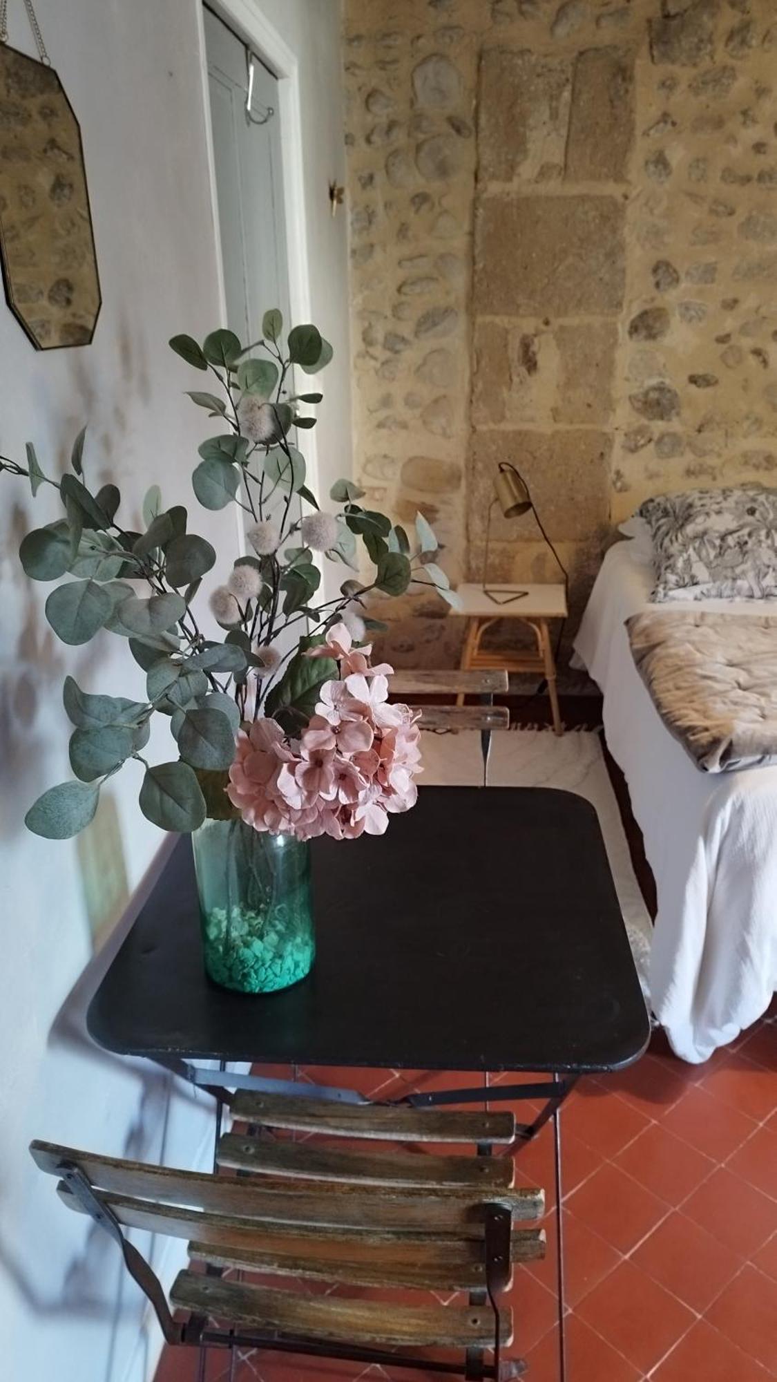 Alheuredusud Bed & Breakfast Violes Exterior photo